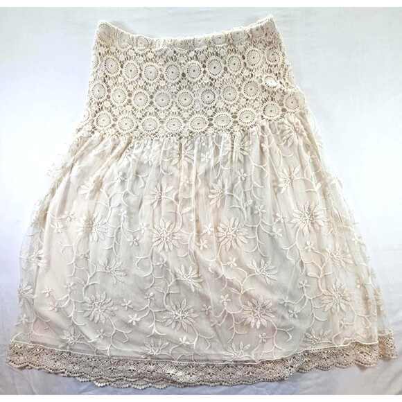 Cato Plus Size 14/16 Crochet And Lace Maxi Skirt - Picture 2 of 11